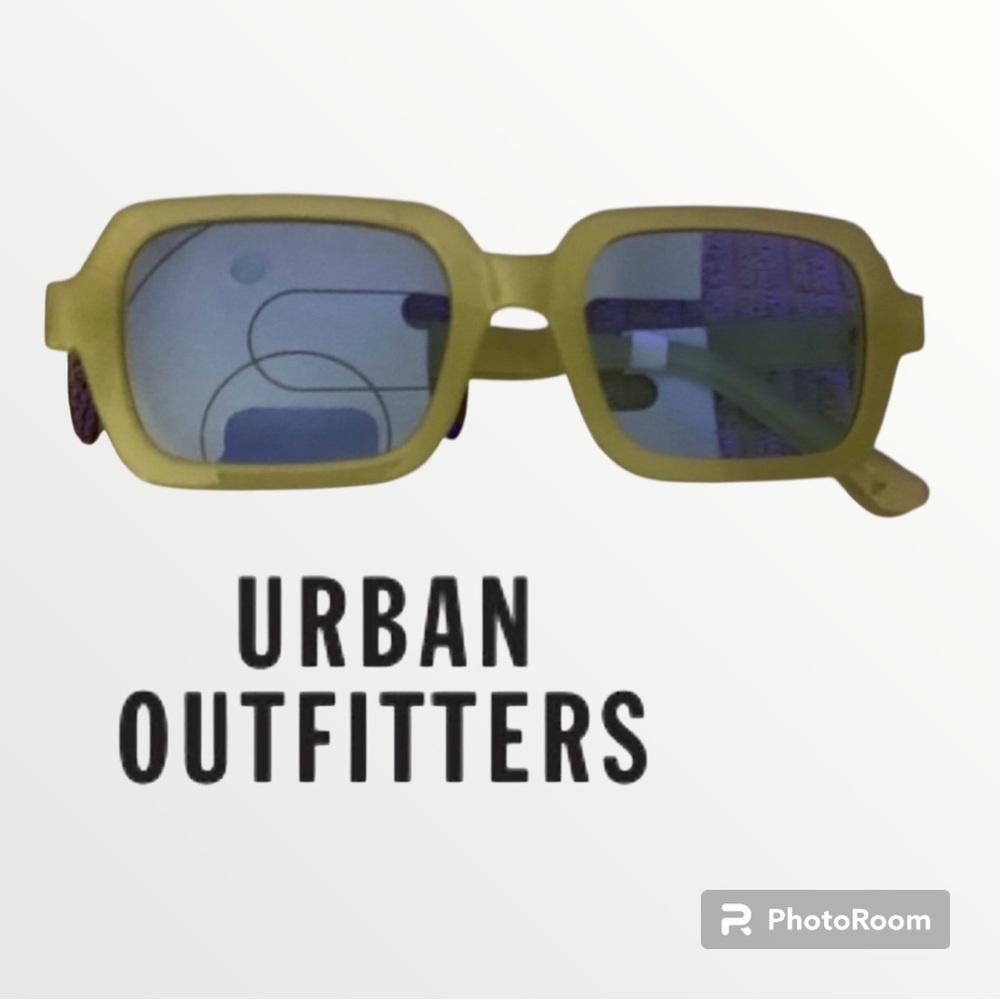 NWT Urban Outfitters Jojo Translucent Light Green Sunglasses with Blue Lenses